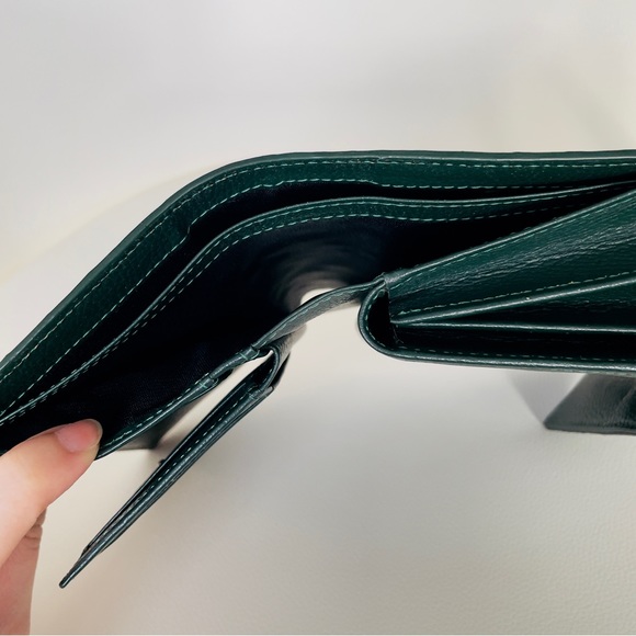 Handmade Corc Leather Crossbody Bag - Picture 8 of 13